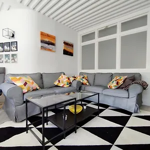 Surynieve Deluxe Apartamento