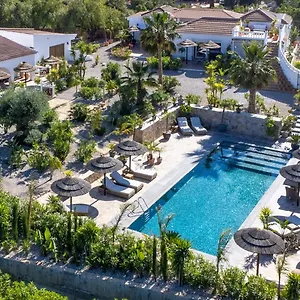 Boutique La Bed and breakfast